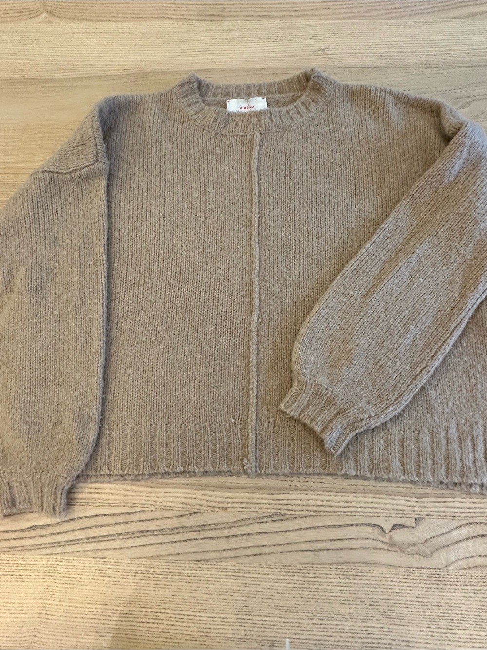 XiRENA Tan soft sweater size XS